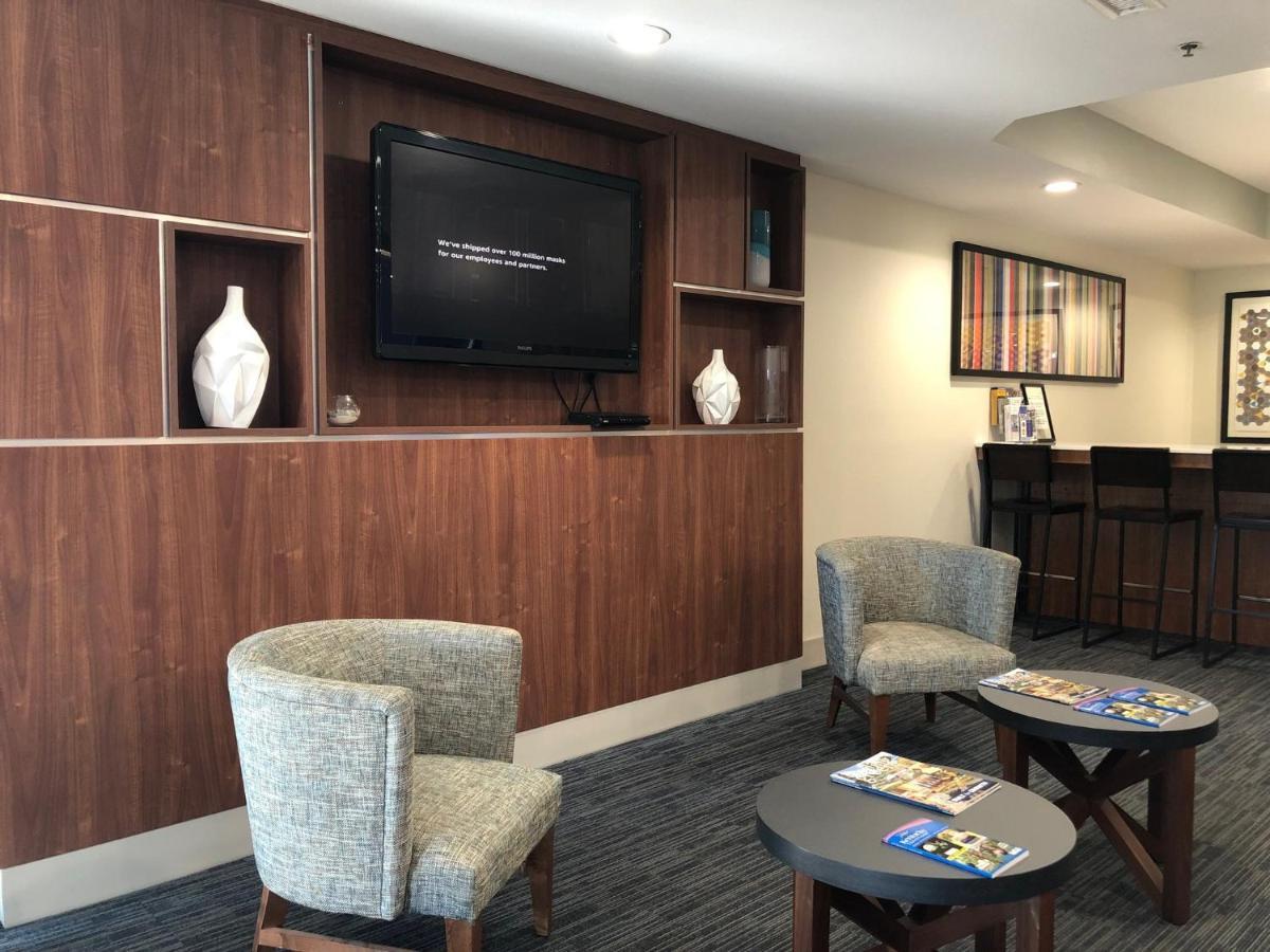 Holiday Inn Express Hotel & Suites Franklin By Ihg Buitenkant foto
