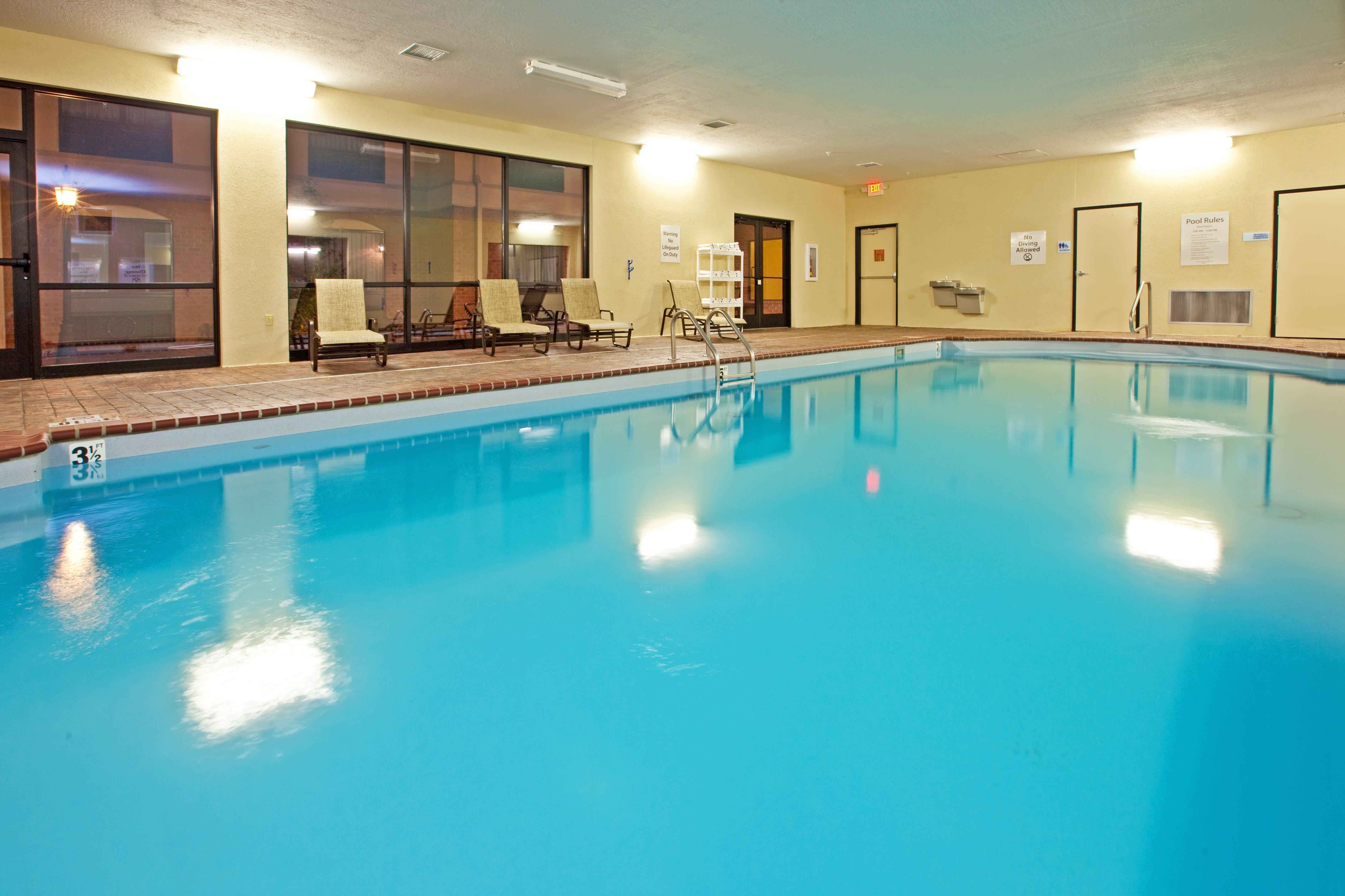 Holiday Inn Express Hotel & Suites Franklin By Ihg Buitenkant foto