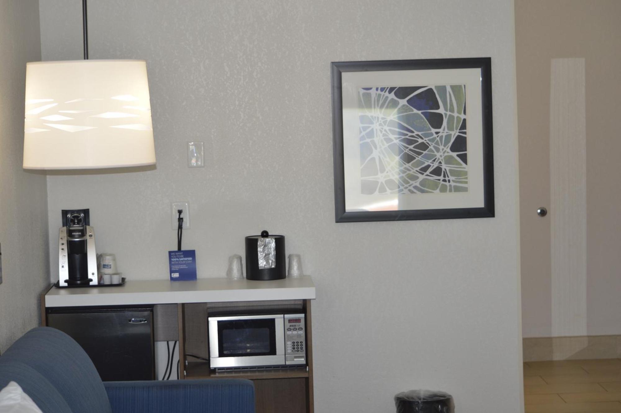 Holiday Inn Express Hotel & Suites Franklin By Ihg Buitenkant foto