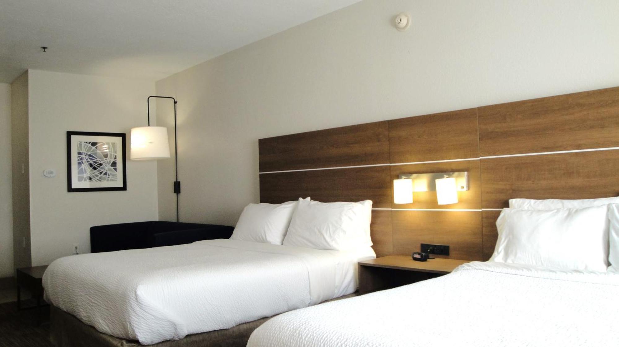 Holiday Inn Express Hotel & Suites Franklin By Ihg Buitenkant foto